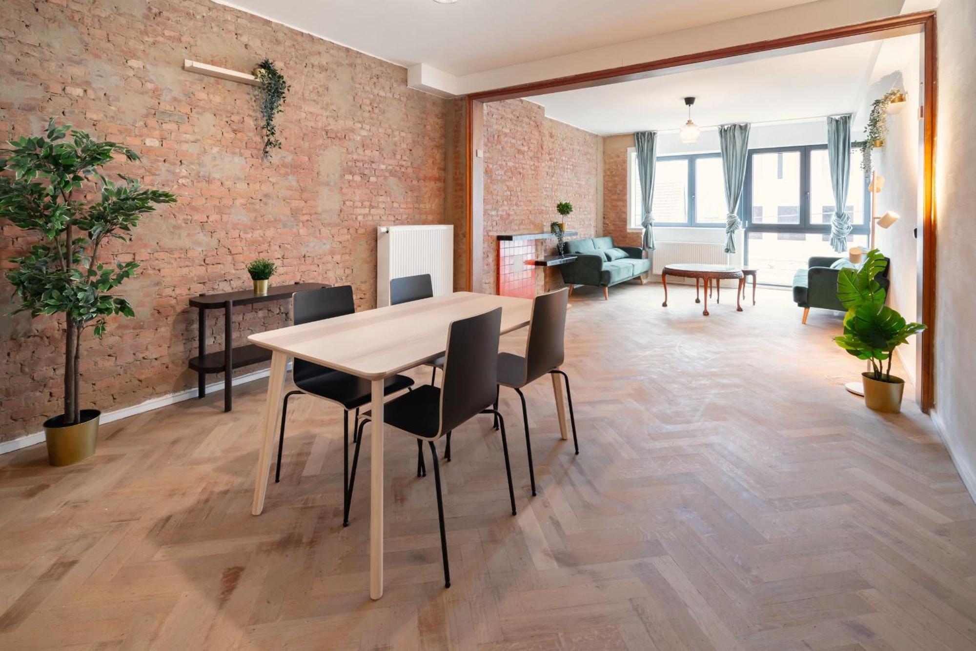 Charming And Spacious Apartments In The Heart Of 安特卫普 外观 照片