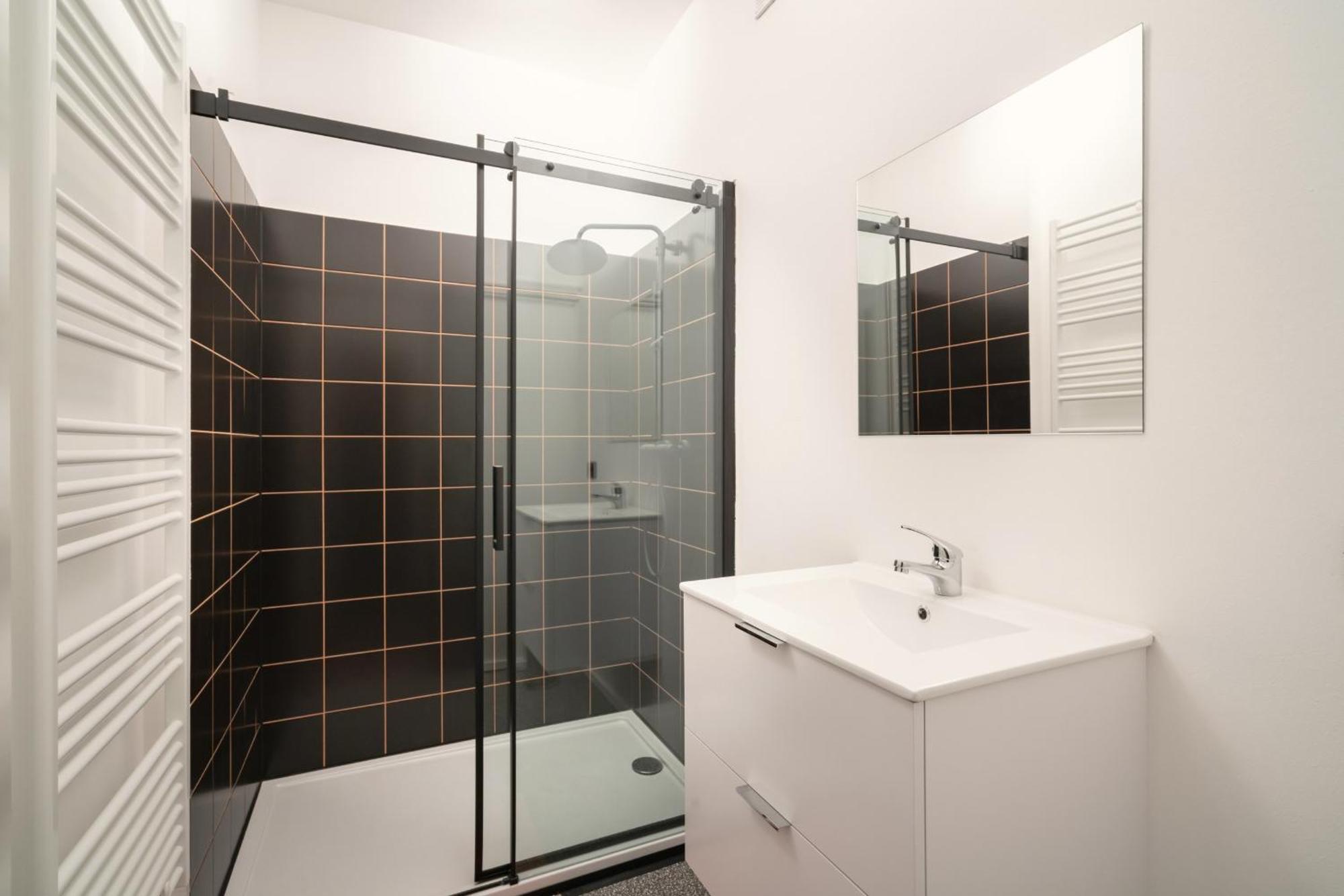 Charming And Spacious Apartments In The Heart Of 安特卫普 外观 照片