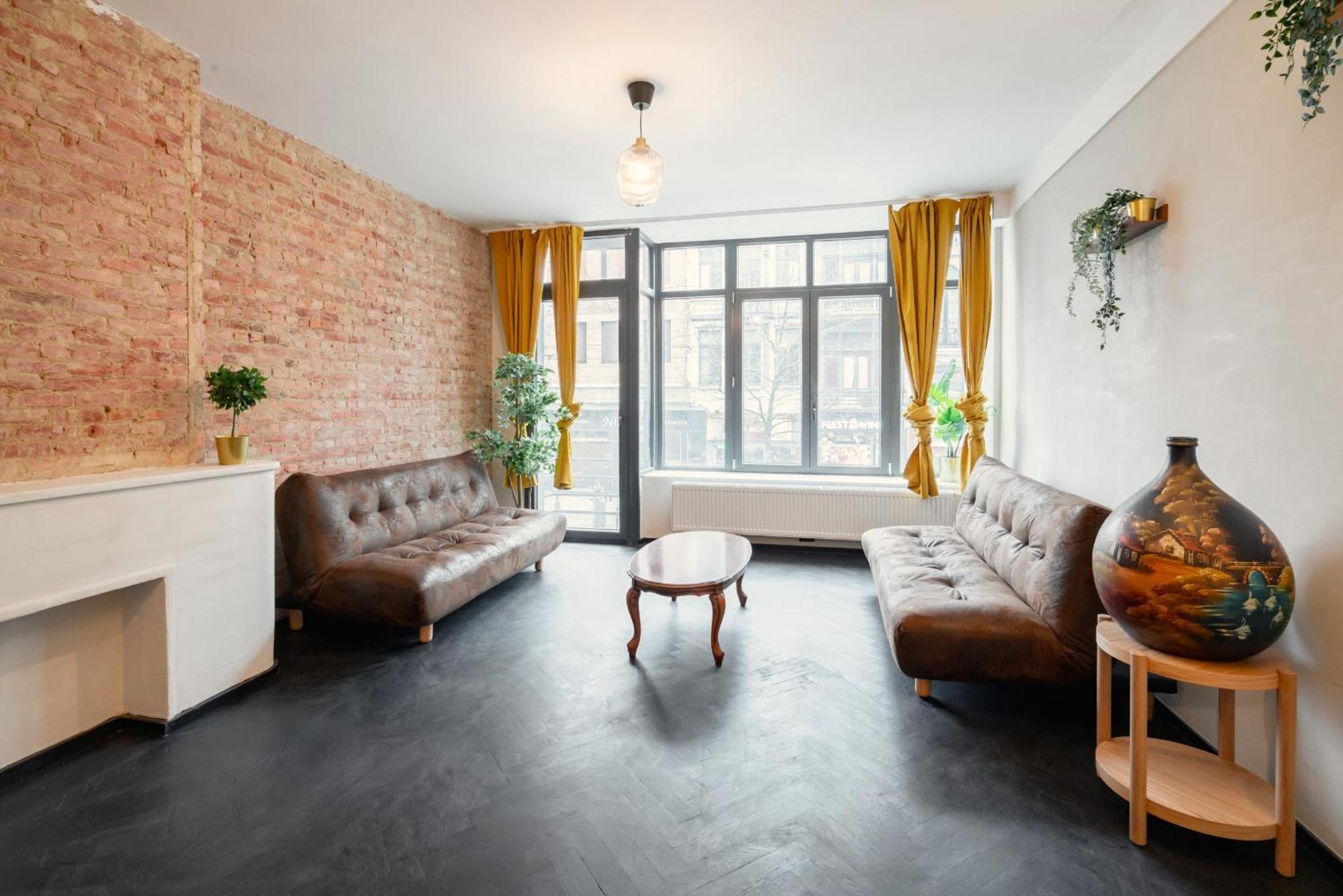 Charming And Spacious Apartments In The Heart Of 安特卫普 外观 照片