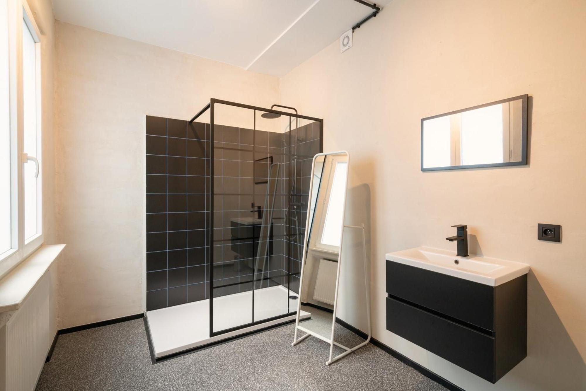 Charming And Spacious Apartments In The Heart Of 安特卫普 外观 照片